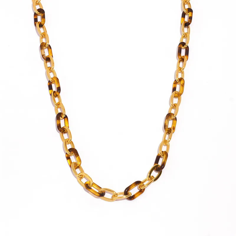 LUCY NECKLACE